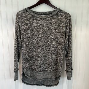 Heathered High Low Top